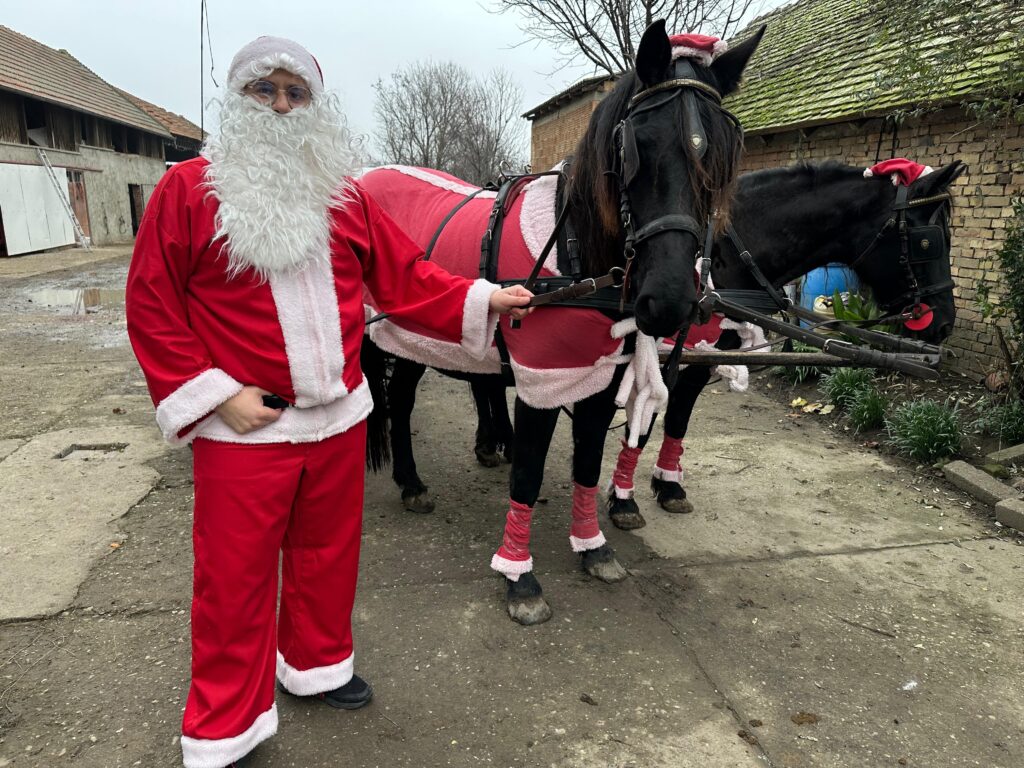 Elemir Paketići 2025 Deda Mraz